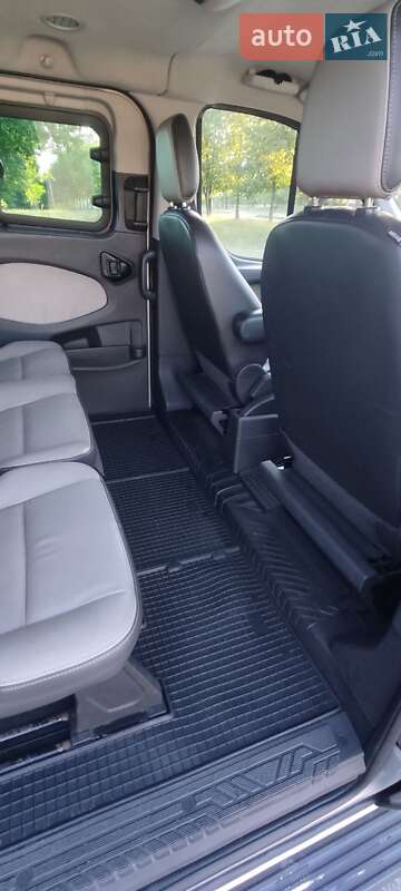 Мінівен Ford Transit 2013 в Гадячі