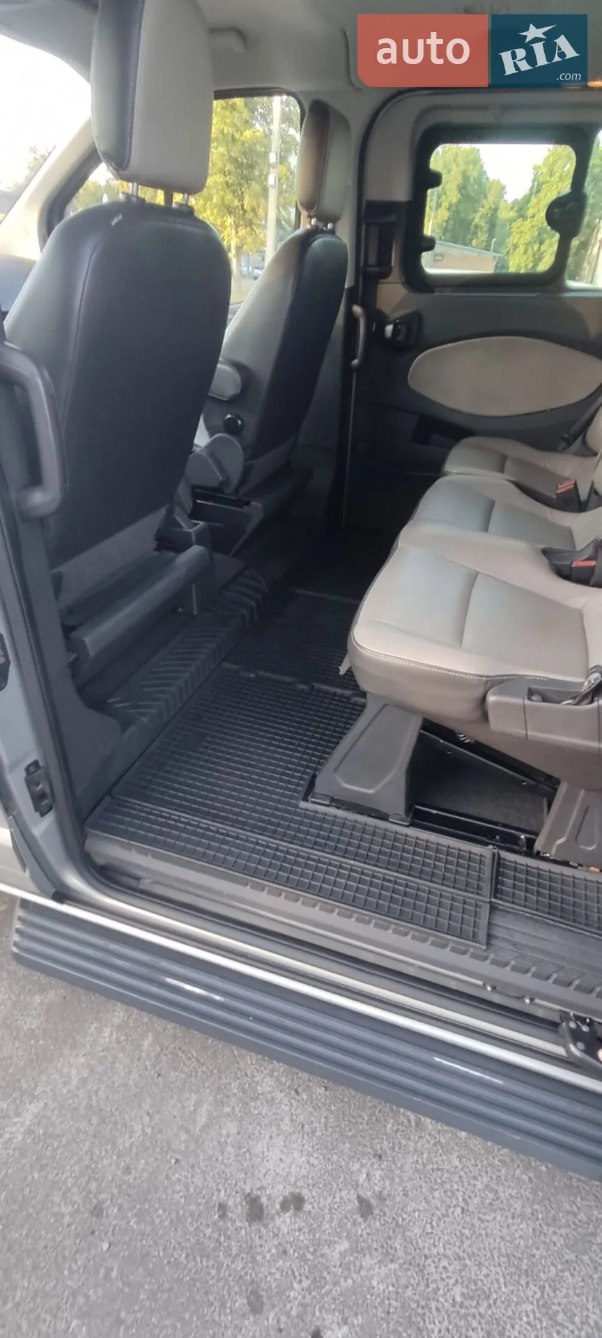 2013 Ford Transit Connect - мініатюра 42