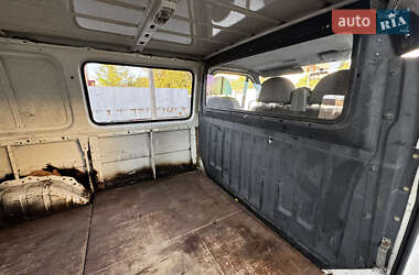 Грузопассажирский фургон Ford Transit 2000 в 