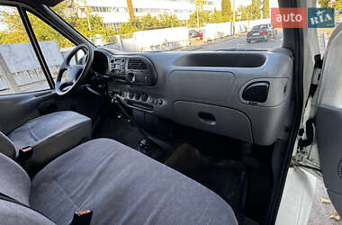 Грузопассажирский фургон Ford Transit 2000 в 