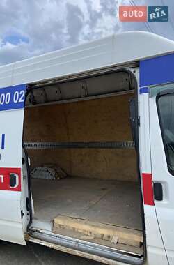 Вантажний фургон Ford Transit 2010 в 