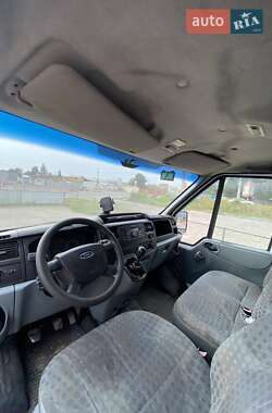 Вантажний фургон Ford Transit 2010 в 