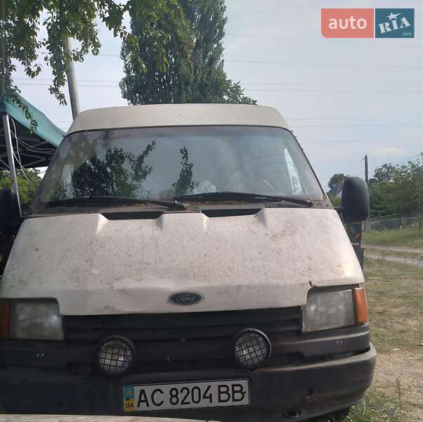 Вантажний фургон Ford Transit 1989 в 