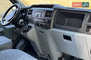 Грузовой фургон Ford Transit 2011 в 