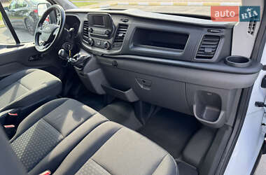 Вантажний фургон Ford Transit 2021 в 