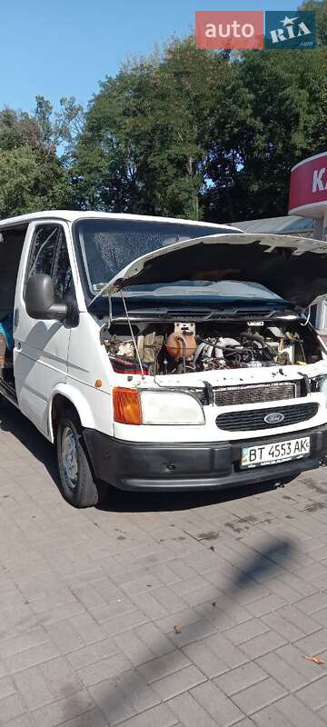 Ford Transit 2000