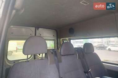Вантажопасажирський фургон Ford Transit 2005 в 