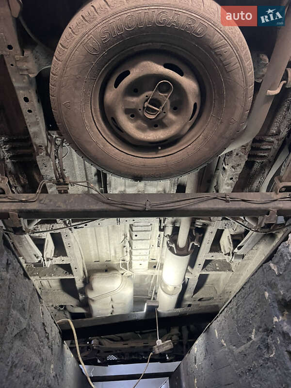 Вантажний фургон Ford Transit 2004 в Вишневому фото 13 Вантажний фургон Ford Transit 2004 в Вишневому