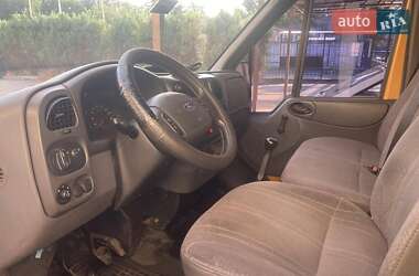 Вантажний фургон Ford Transit 2005 в 