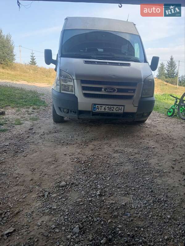 Минивэн Ford Transit 2007 в 