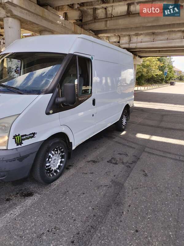 Грузовой фургон Ford Transit 2011 в Одессе