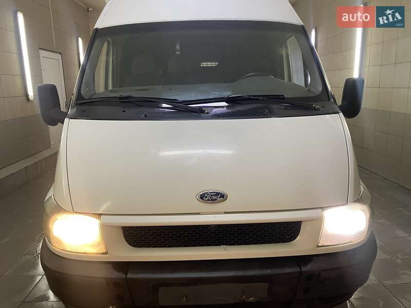 Вантажний фургон Ford Transit 2006 в Умані