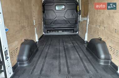 Грузовой фургон Ford Transit 2014 в 