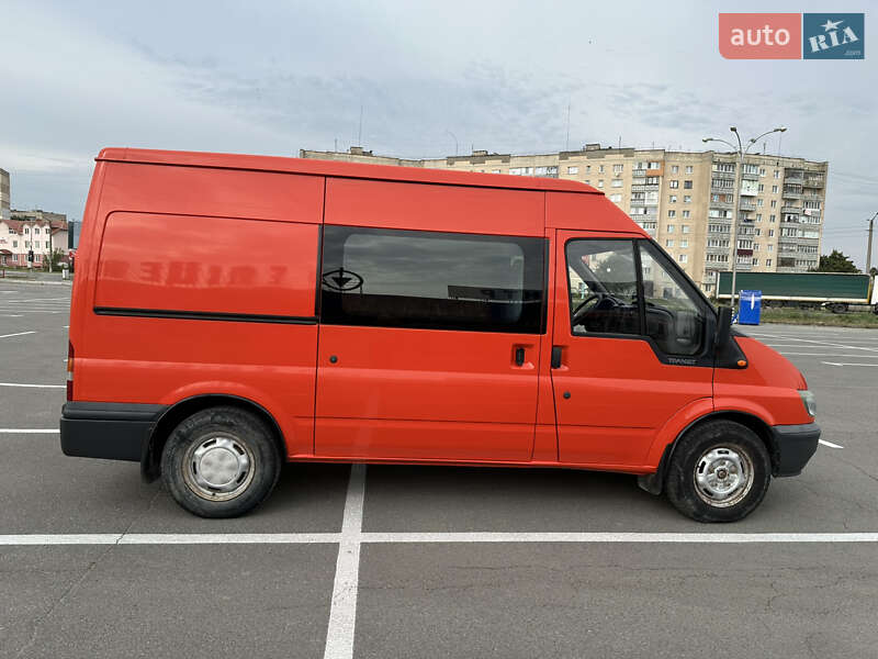 Вантажний фургон Ford Transit 2001 в Кам'янець-Подільському