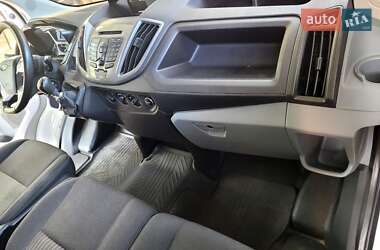 Грузовой фургон Ford Transit 2018 в 