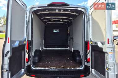 Грузовой фургон Ford Transit 2021 в 