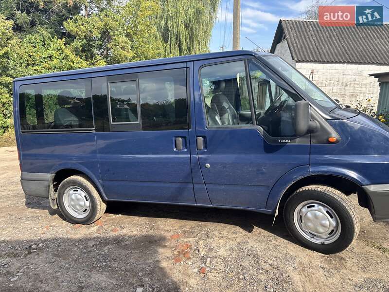 Мікроавтобус Ford Transit 2001 в Зміїві