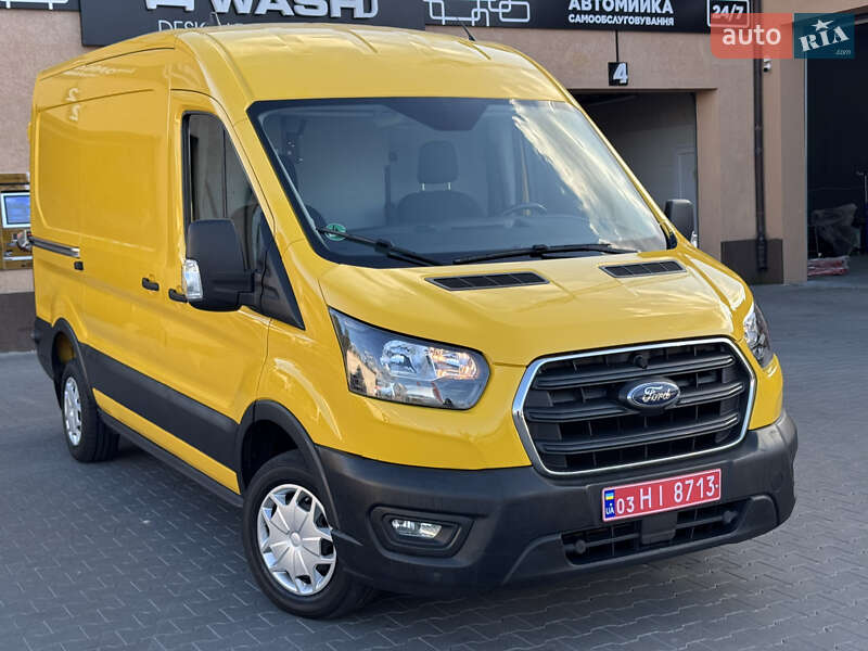 Грузовой фургон Ford Transit 2021 в Ирпене