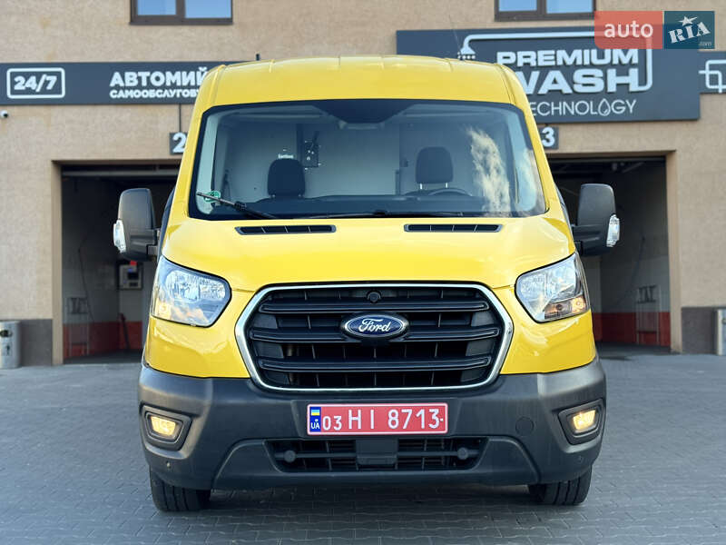 Грузовой фургон Ford Transit 2021 в Ирпене