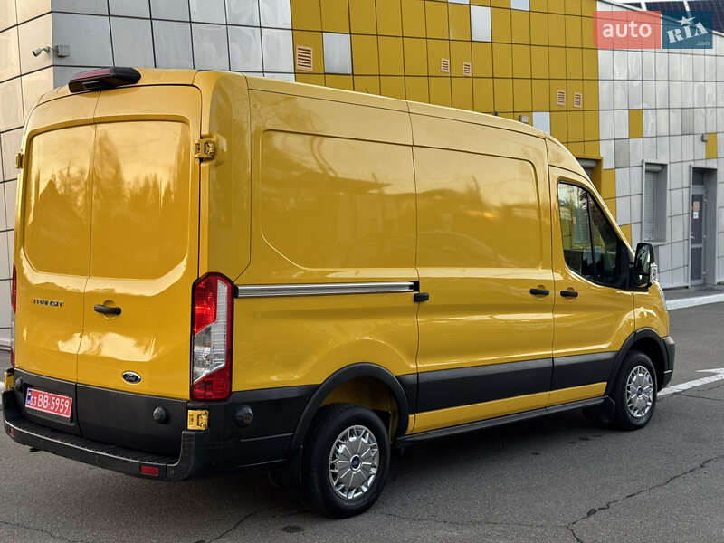 Грузовой фургон Ford Transit 2020 в Ирпене
