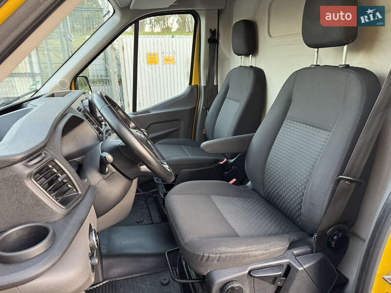 Грузовой фургон Ford Transit 2020 в Ирпене
