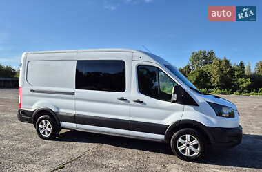 Вантажопасажирський фургон Ford Transit 2017 в Львові