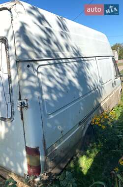 Грузовой фургон Ford Transit 1989 в 