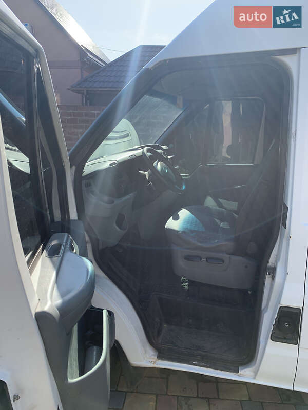 Вантажний фургон Ford Transit 2008 в Костопілі