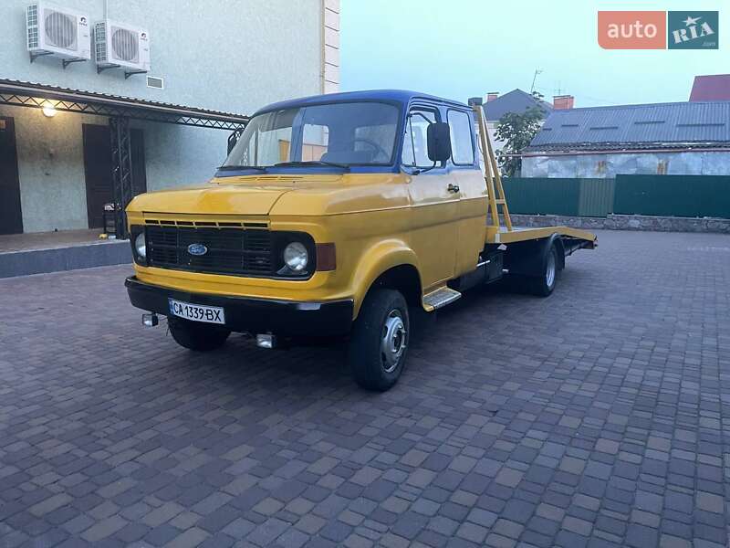 Автовоз Ford Transit 1980 в 
