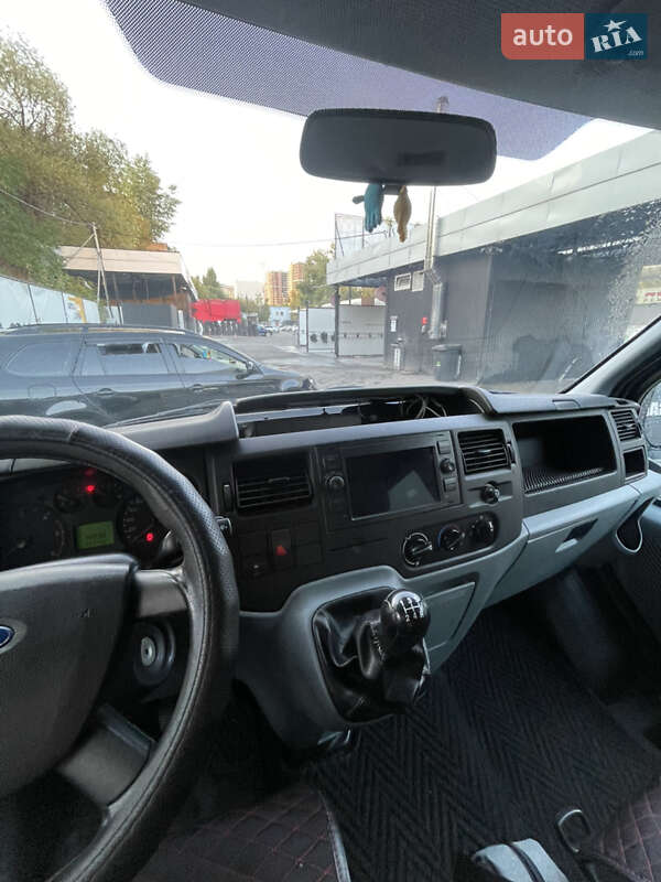 Вантажопасажирський фургон Ford Transit 2008 в Києві