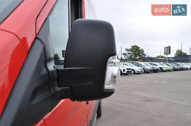 Грузопассажирский фургон Ford Transit 2017 в 