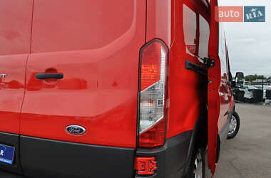 Грузопассажирский фургон Ford Transit 2017 в 
