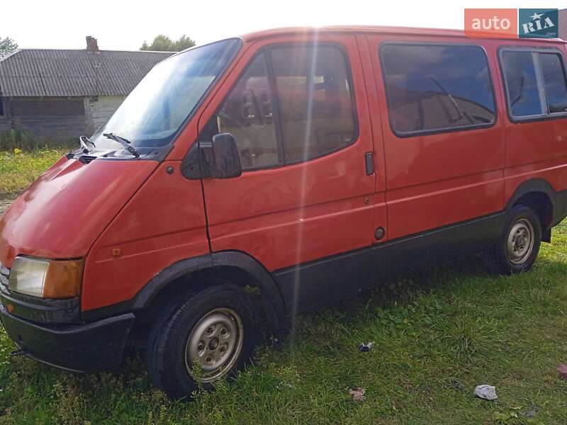 Минивэн Ford Transit 1991 в Старой Выжевке