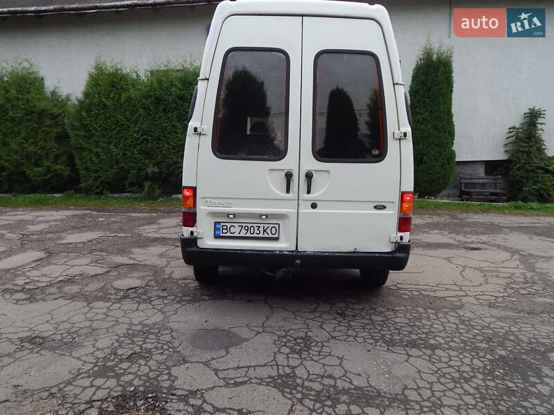 Вантажний фургон Ford Transit 1998 в Трускавці