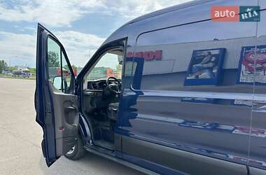 Грузовой фургон Ford Transit 2019 в 