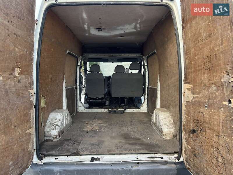 Грузопассажирский фургон Ford Transit 2002 в Измаиле