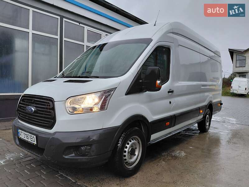 Грузовой фургон Ford Transit 2016 в Ивано-Франковске
