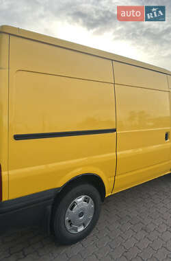 Грузовой фургон Ford Transit 2007 в 