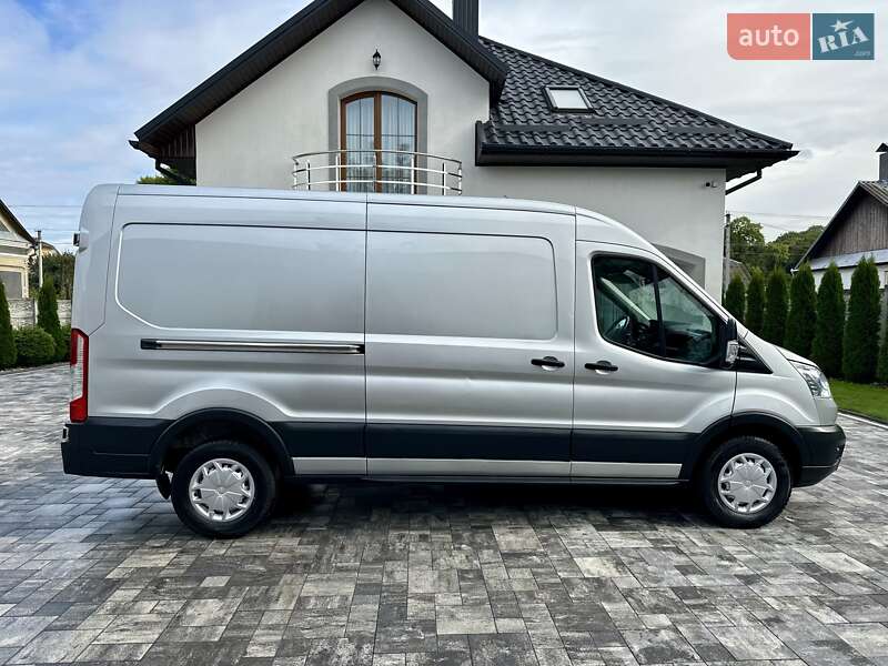 Грузовой фургон Ford Transit 2019 в 