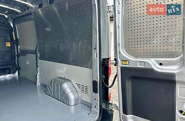 Грузовой фургон Ford Transit 2019 в 