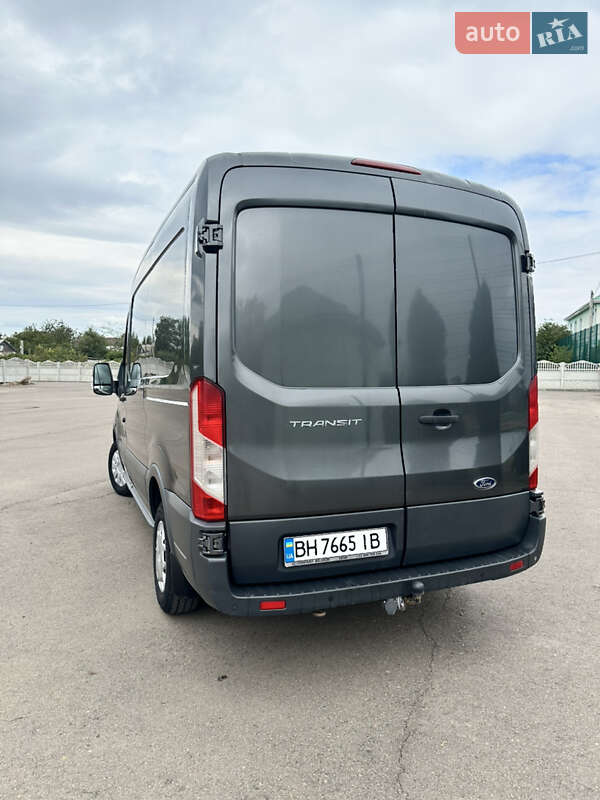 Вантажний фургон Ford Transit 2016 в Одесі