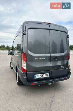 Вантажний фургон Ford Transit 2016 в 