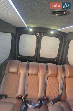 Микроавтобус Ford Transit 2017 в 