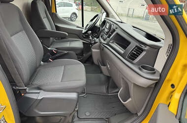 Вантажний фургон Ford Transit 2021 в 