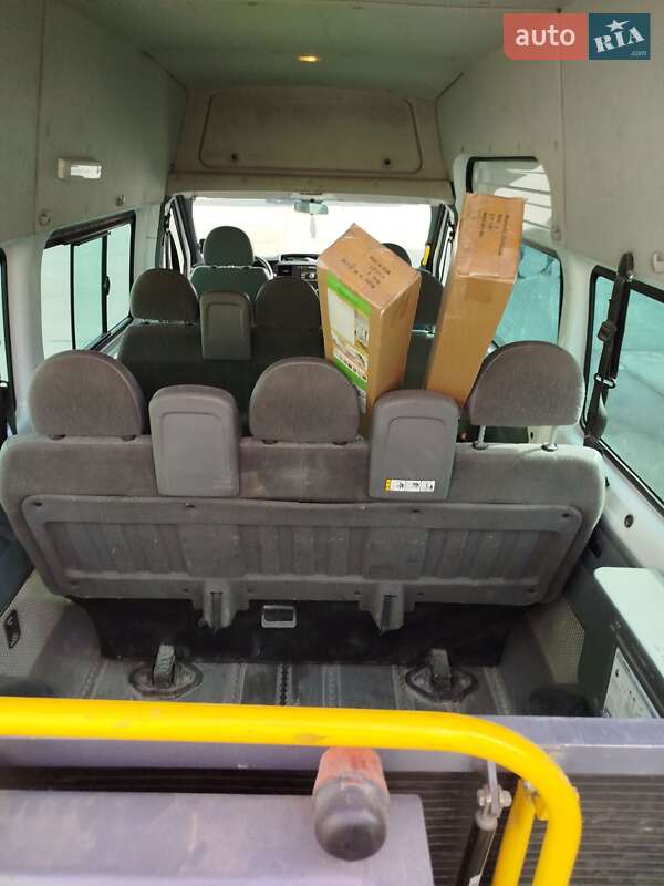 Микроавтобус Ford Transit 2012 в Львове