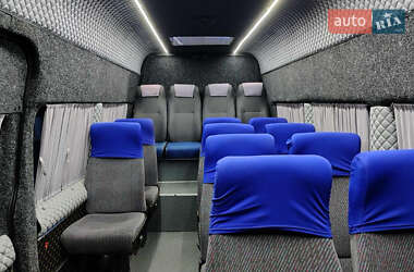 Другие автобусы Ford Transit 2002 в 