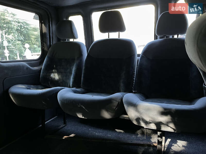 Мікроавтобус вантажний (до 3,5т) Ford Transit 2005 в Чернівцях