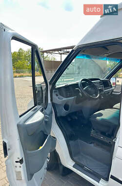 Мікроавтобус вантажний (до 3,5т) Ford Transit 2006 в 