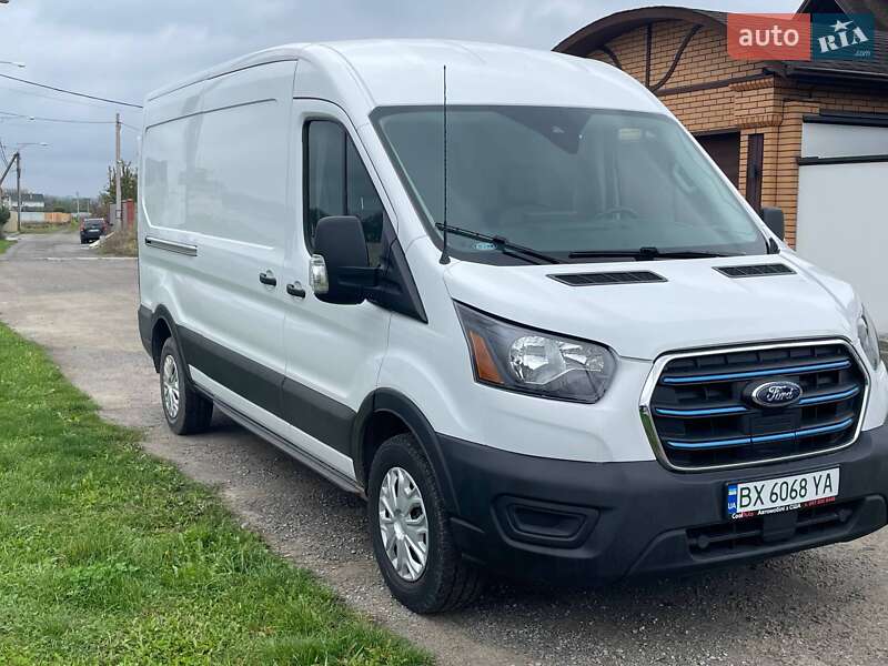 Вантажний фургон Ford Transit 2022 в 