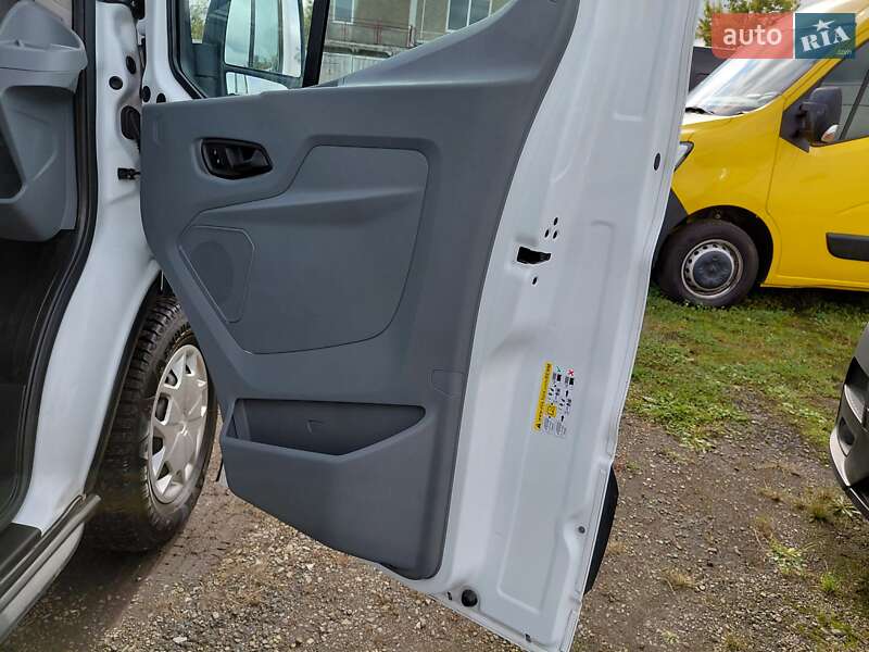 Вантажний фургон Ford Transit 2019 в Івано-Франківську